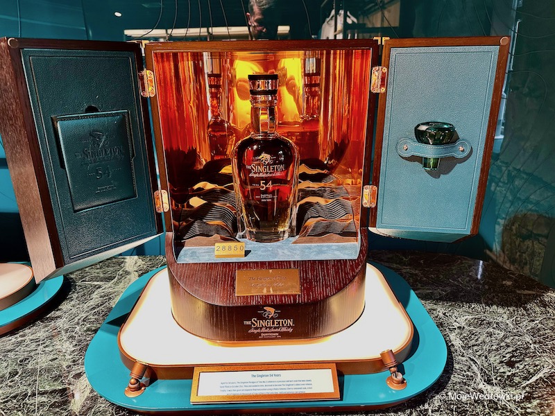 Singleton 54 YO - butelka