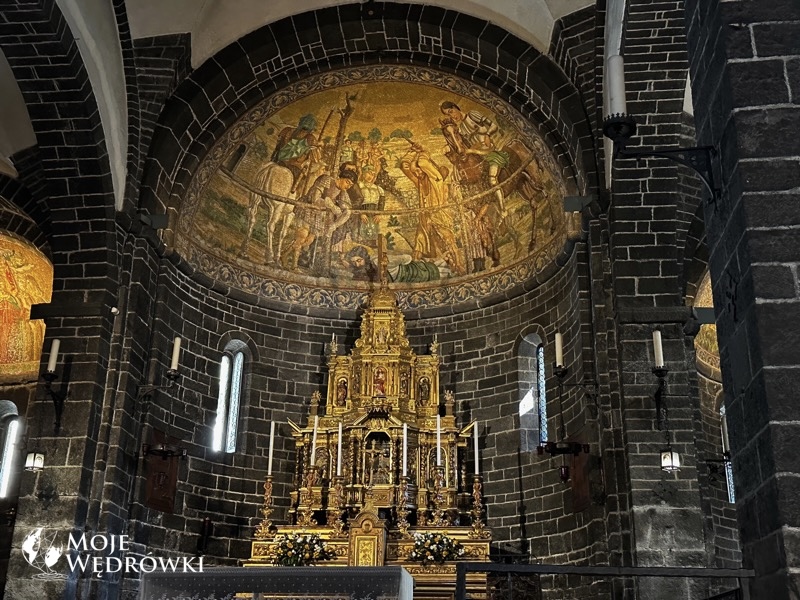 Główna nawa Bazyliki San Giacomo