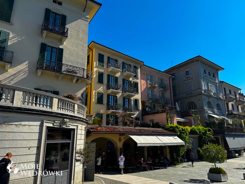 Bellagio - uliczki w porcie.