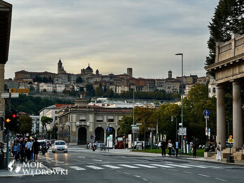 Widok na Górne Miasto w Bergamo