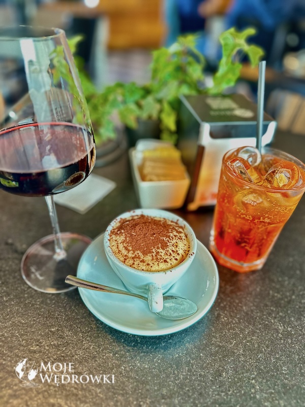 Relax w La Marianna, Aperol, Tiramisu i kieliszek wina