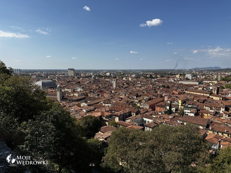 Brescia, widok na miasto z murów zamkowych